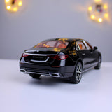 Mercedes-Benz E-Class Sport  – 1:24 Scale