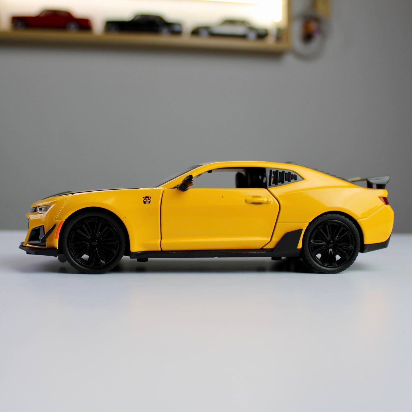 Chevrolet Camaro ZL1 Diecast Model – Sport Car Replica (1:24)