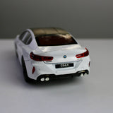 BMW M8 Competition 1:24 Diecast – Light & Sound