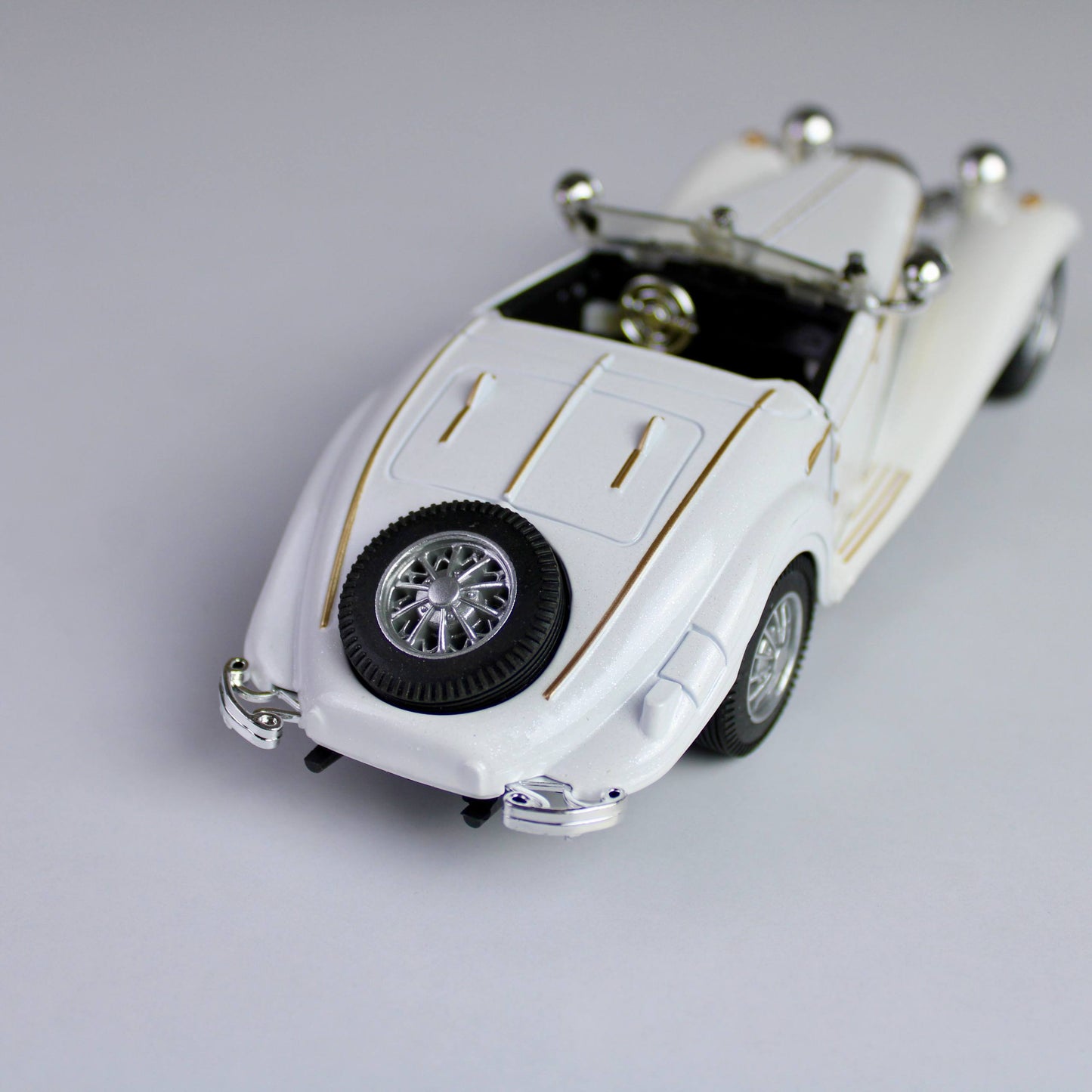 Mercedes 500K Classic 1:28