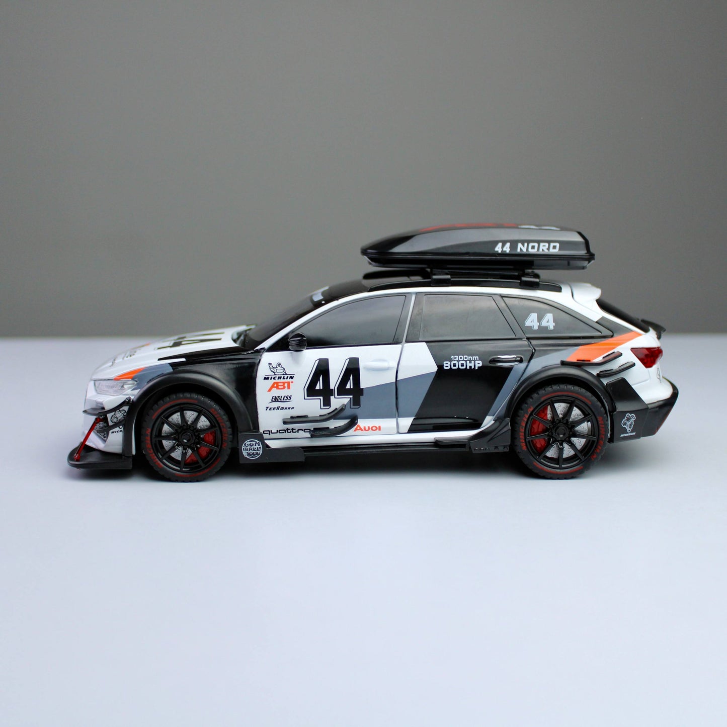 Audi RS6 ABT Gumball 3000 Die-Cast Car 1:24