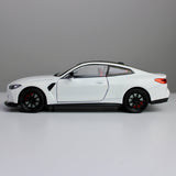 BMW M4 CSL – 1:24 Die-Cast Sports Car Model with Light & Sound