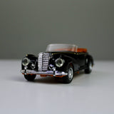 Vintage Classic Die-Cast Model Car – 1:32 Scale