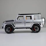 Mercedes-Benz G-Class Brabus Die-Cast 1:24 – Metal Model with Opening Doors, Lights & Sounds