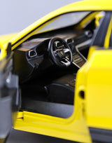 Lamborghini Urus Die-Cast Model Car – 1:24 Scale