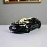 Audi RS7 Sportback C8 1:24 Diecast – Light, Sound