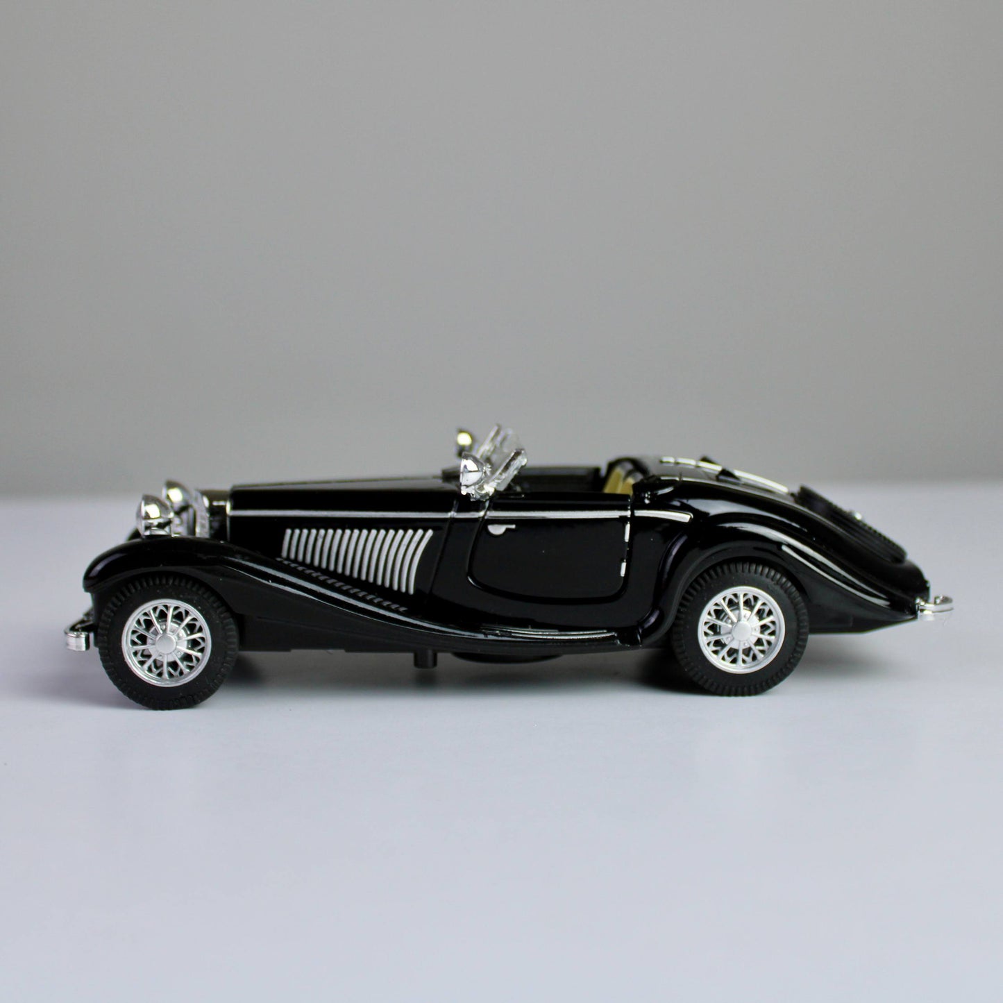 Mercedes 500K Classic 1:28