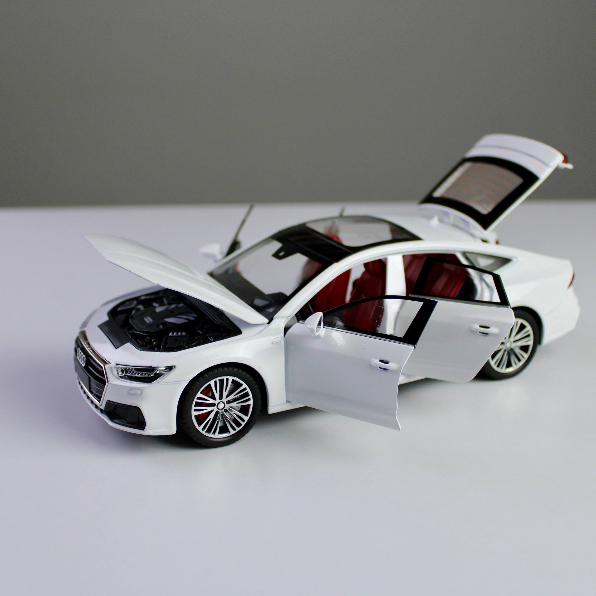 Audi A7 1:24 Die-Cast Model Car