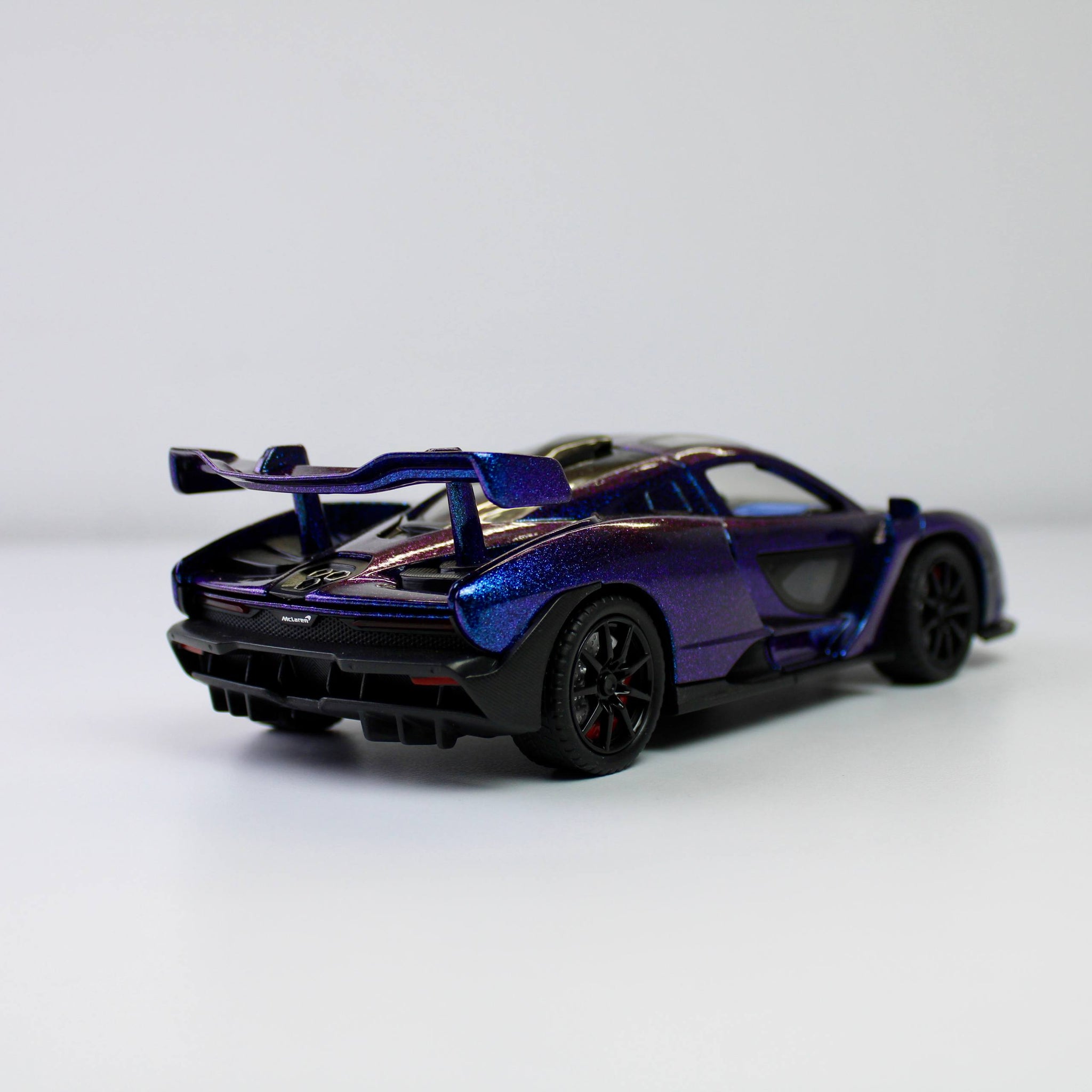 McLaren 1:24 Scale Die-Cast Car