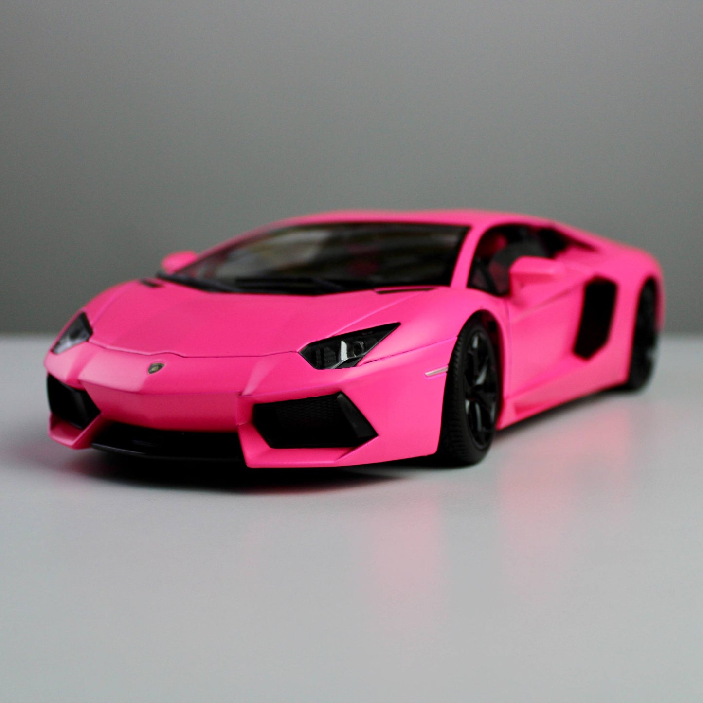 Welly Premium FX Lamborghini Aventador LP700-4 1:18 نموذج سيارة مصبوب