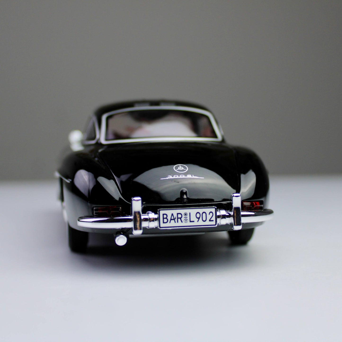 Mercedes-Benz 300SL Gullwing 1:24 Die-Cast