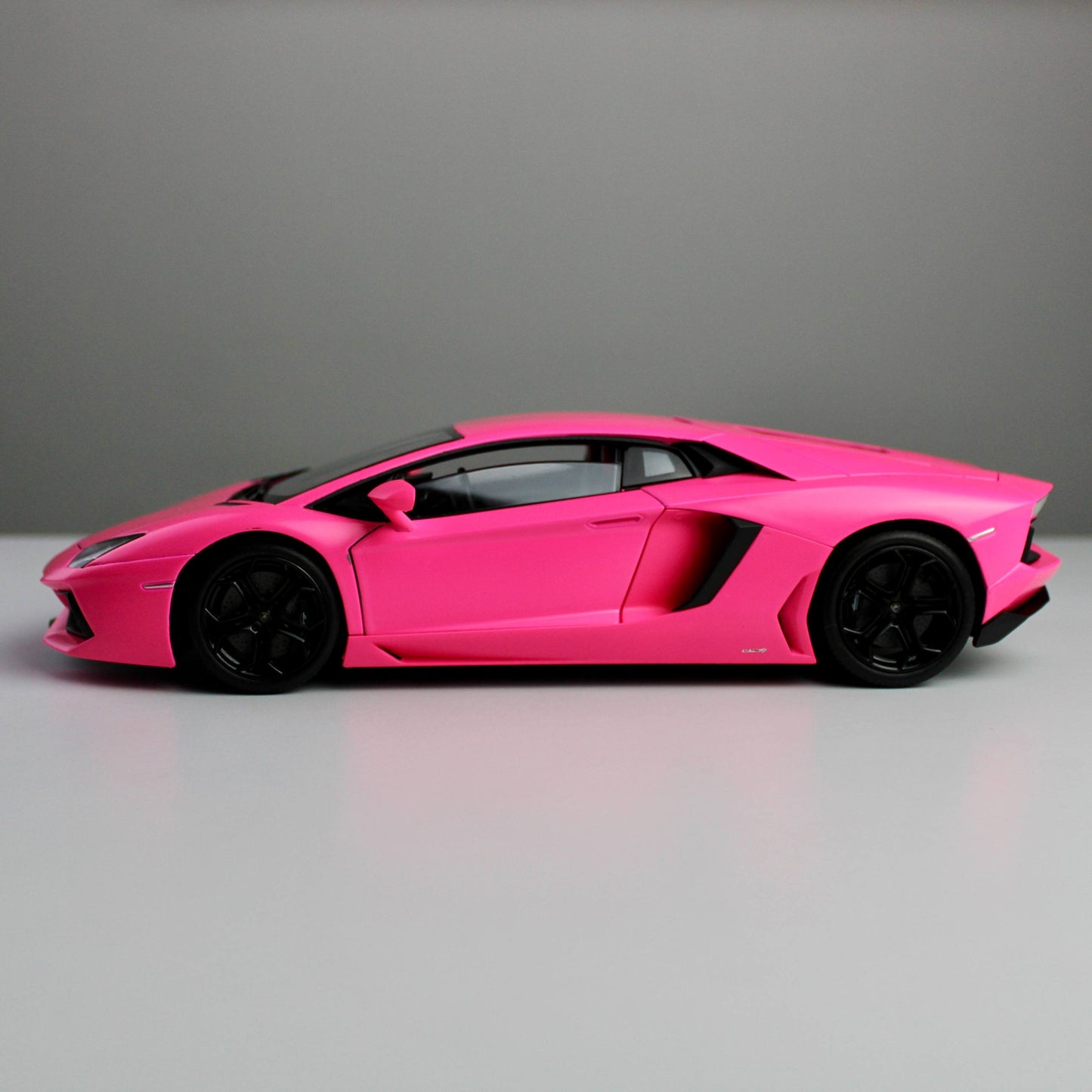 Welly Premium FX Lamborghini Aventador LP700-4 1:18 نموذج سيارة مصبوب