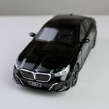 BMW 530Li 1:24 Die-Cast Model Car