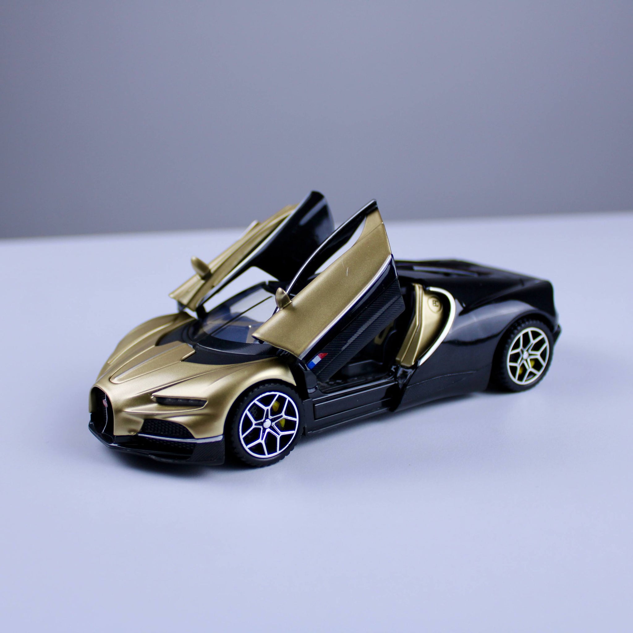 مجسم سيارة بوجاتي توربيون