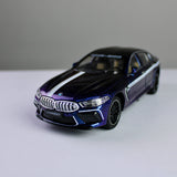 BMW M8 Competition 1:24 Diecast – Light & Sound