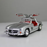 Mercedes-Benz 300 SL Die-Cast Model – Opening Doors, Lights & Sounds