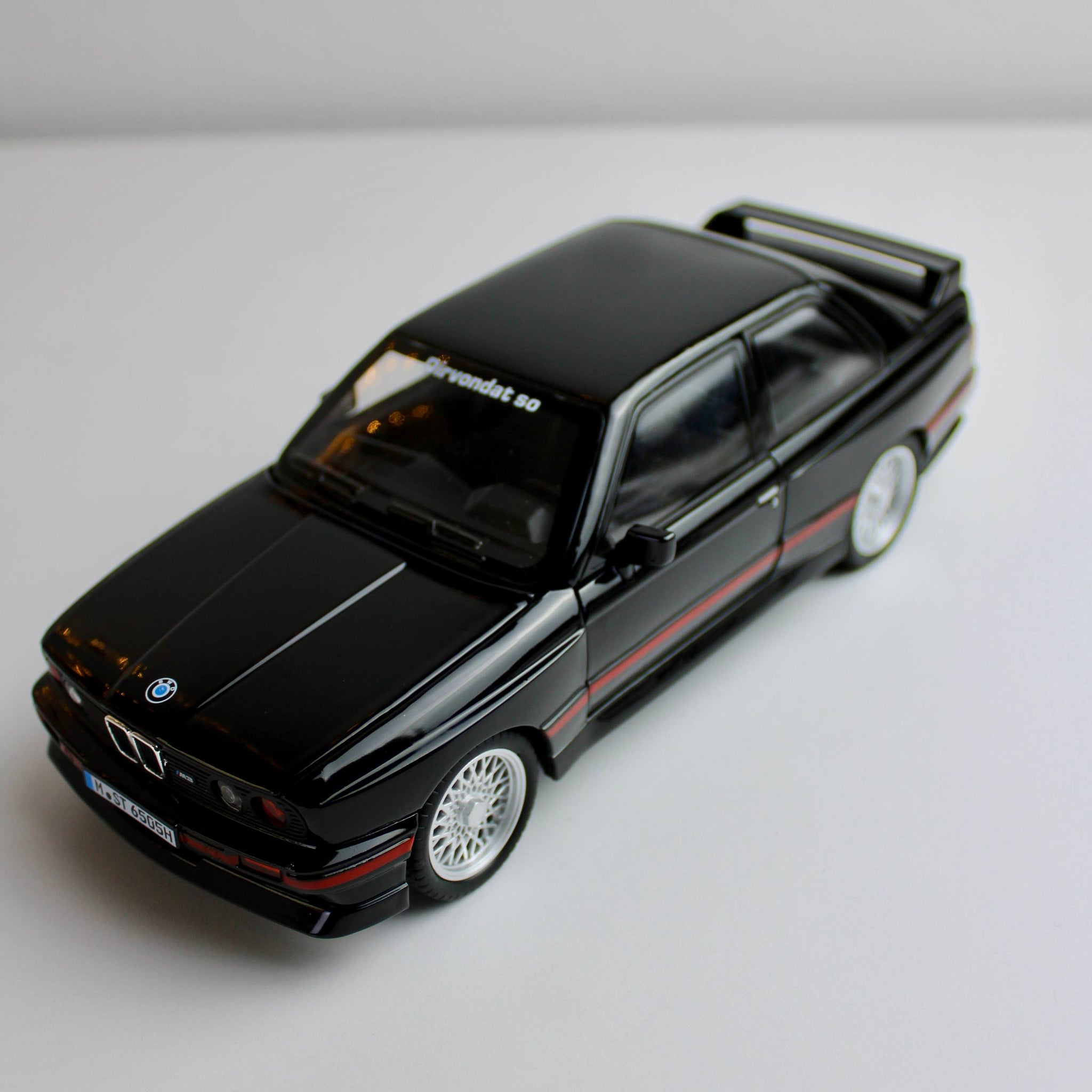 BMW M3 E30 – مقياس 1:24