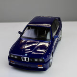 BMW M3 E30 – 1:24 Classic Die-Cast Model Car