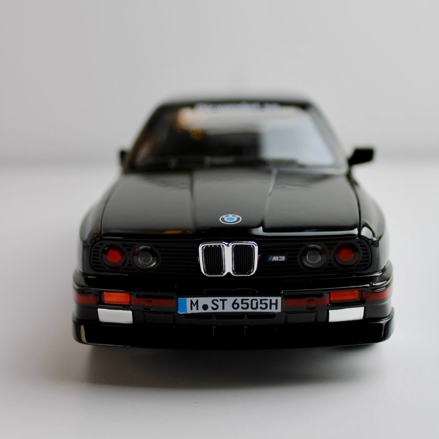 BMW M3 E30 – مقياس 1:24