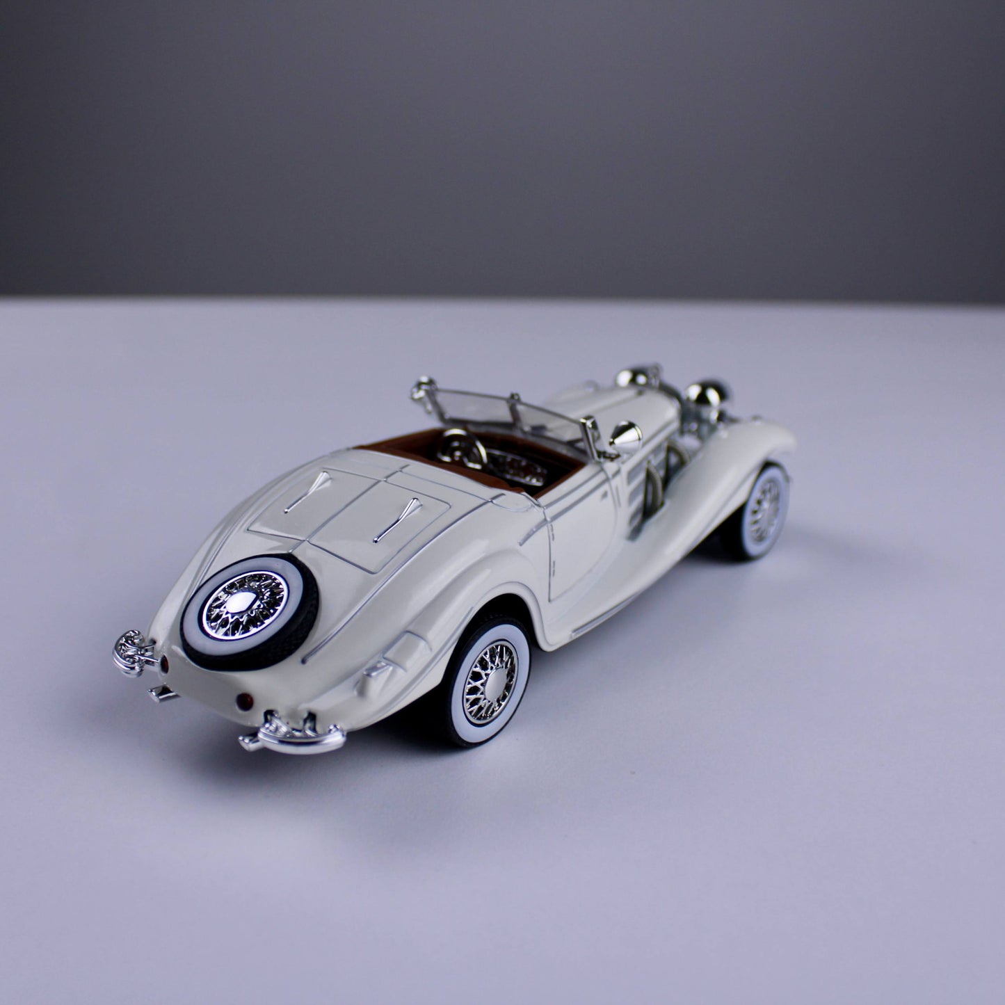 Mercedes-Benz 500K 1933 Die-Cast Model Car