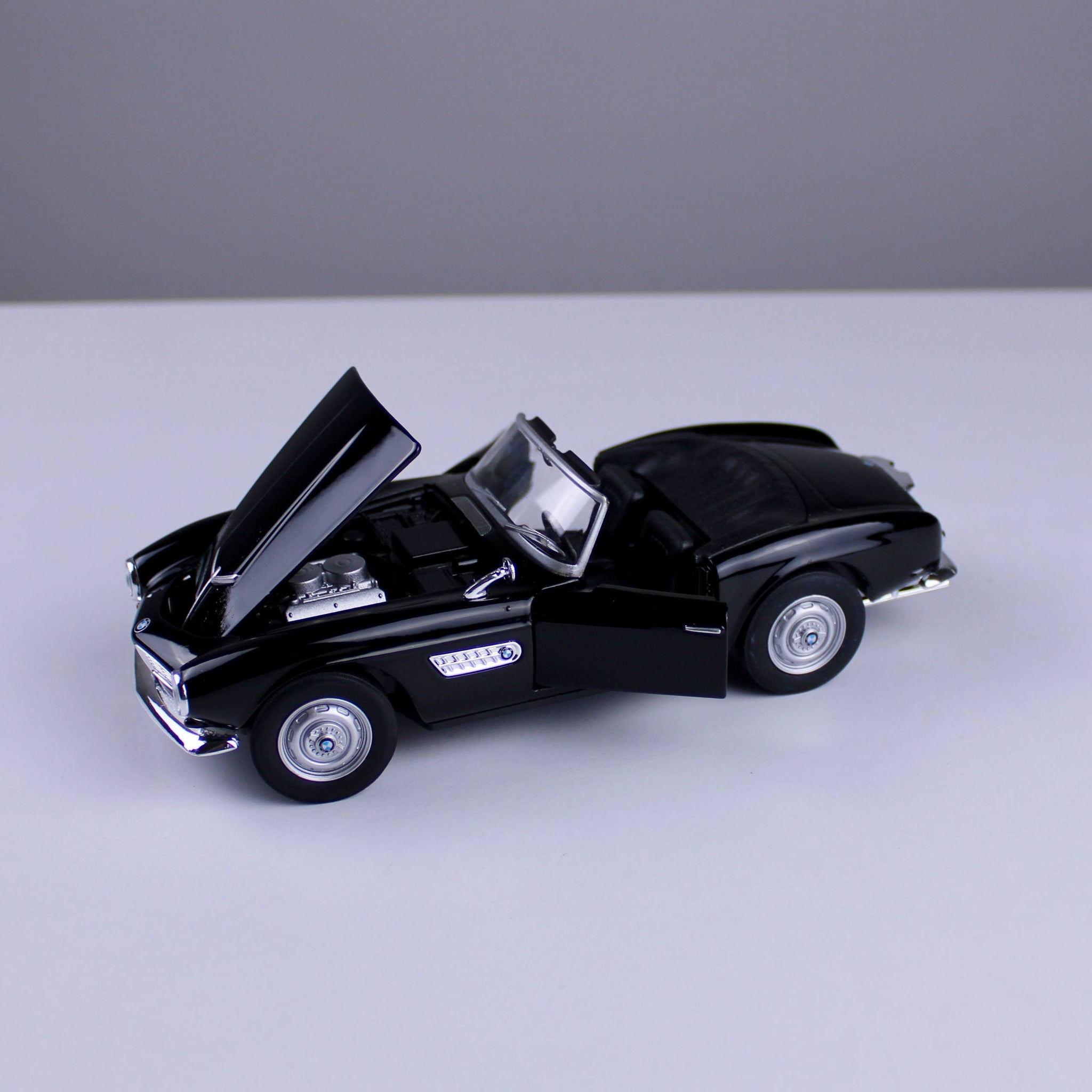 BMW 507 Die-Cast Model Car – 1:24 Scale by Welly NEX