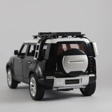 Land Rover Defender Die-cast Model Car – 1:24 Scale