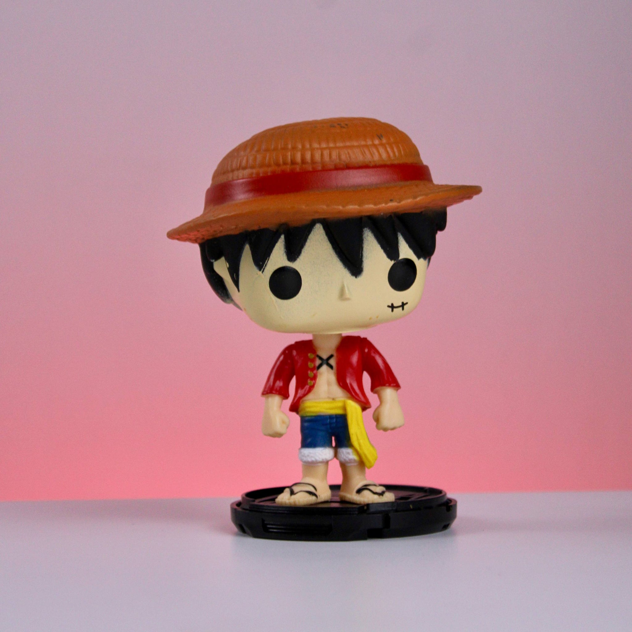 Funko Pop! One Piece Monkey D. Luffy #98 (2016 Release)
