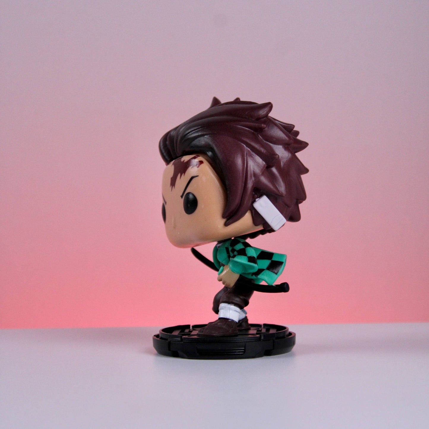 Funko Pop! Demon Slayer – Tanjiro Kamado #1403 Vinyl Figure