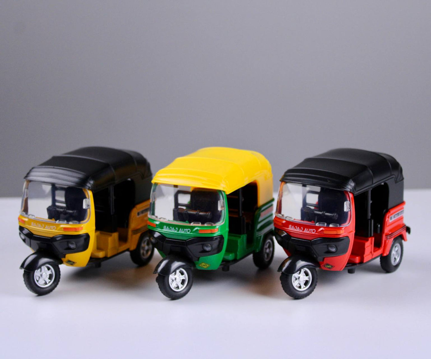 Die-Cast TukTuk – 1:14 Scale
