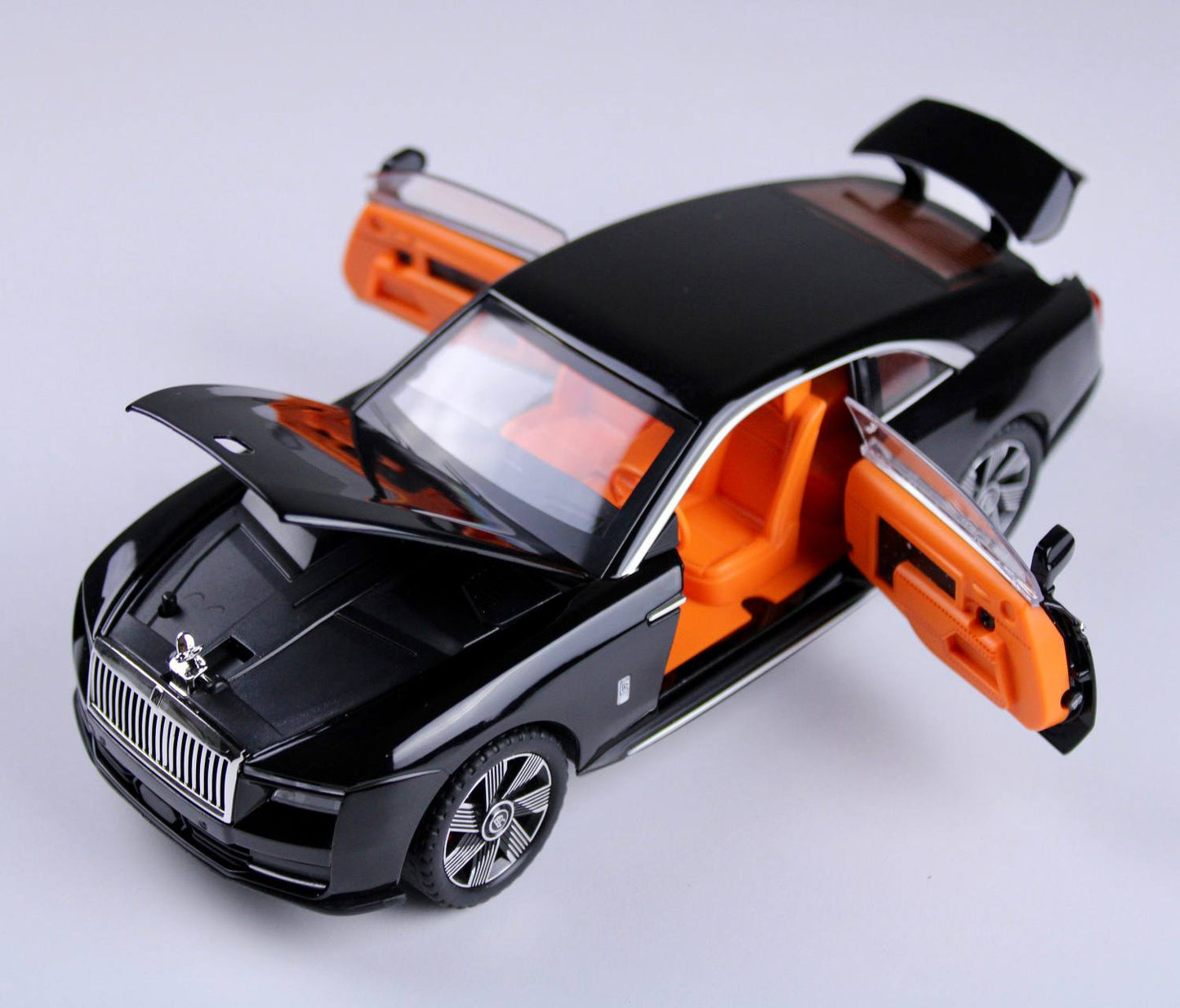 Rolls Royce Spectre Model Car – 1:24 Scale