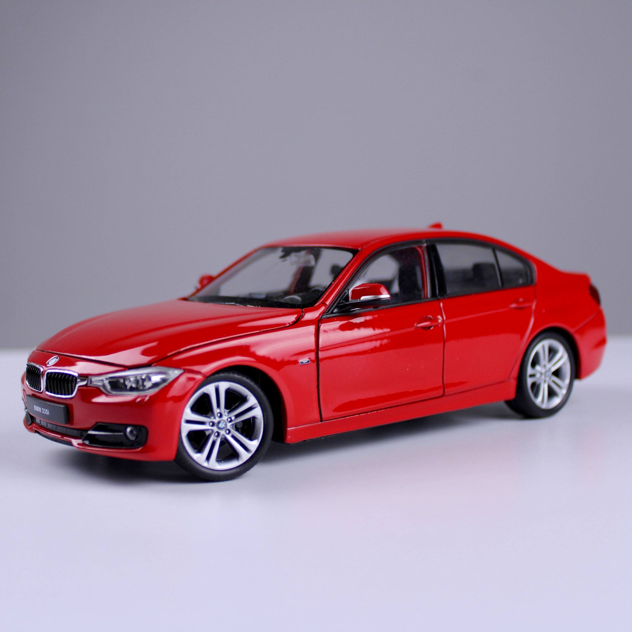 BMW 335i Die-Cast Model – Red