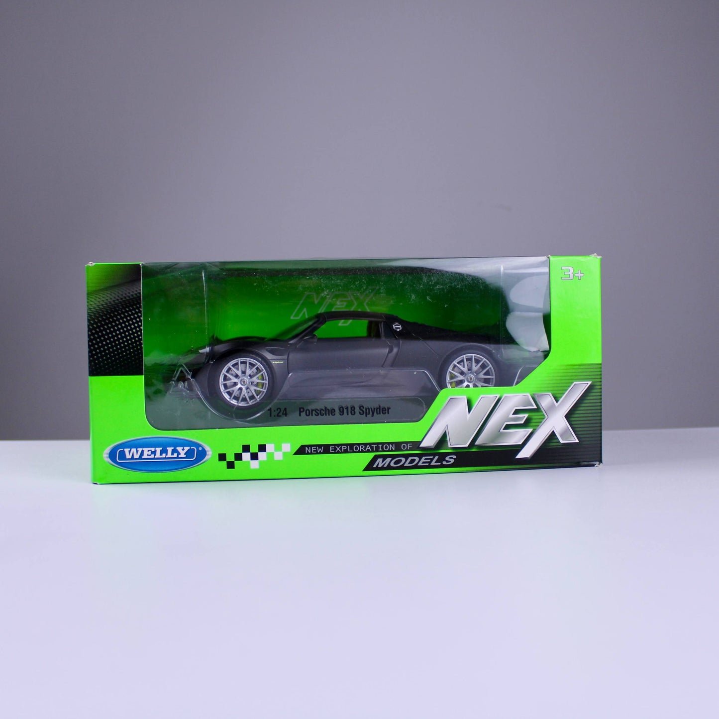 Porsche 918 Spyder Die-Cast Model – Black