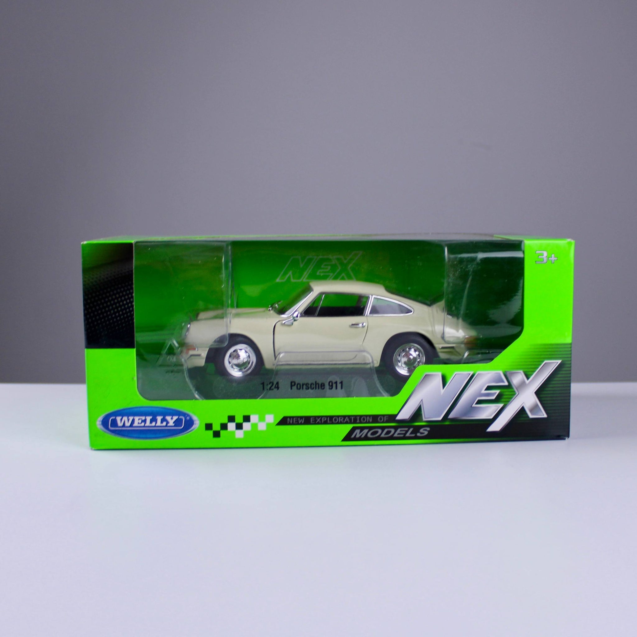 Porsche Classic 1964 Die-Cast Model Car – Cream Color