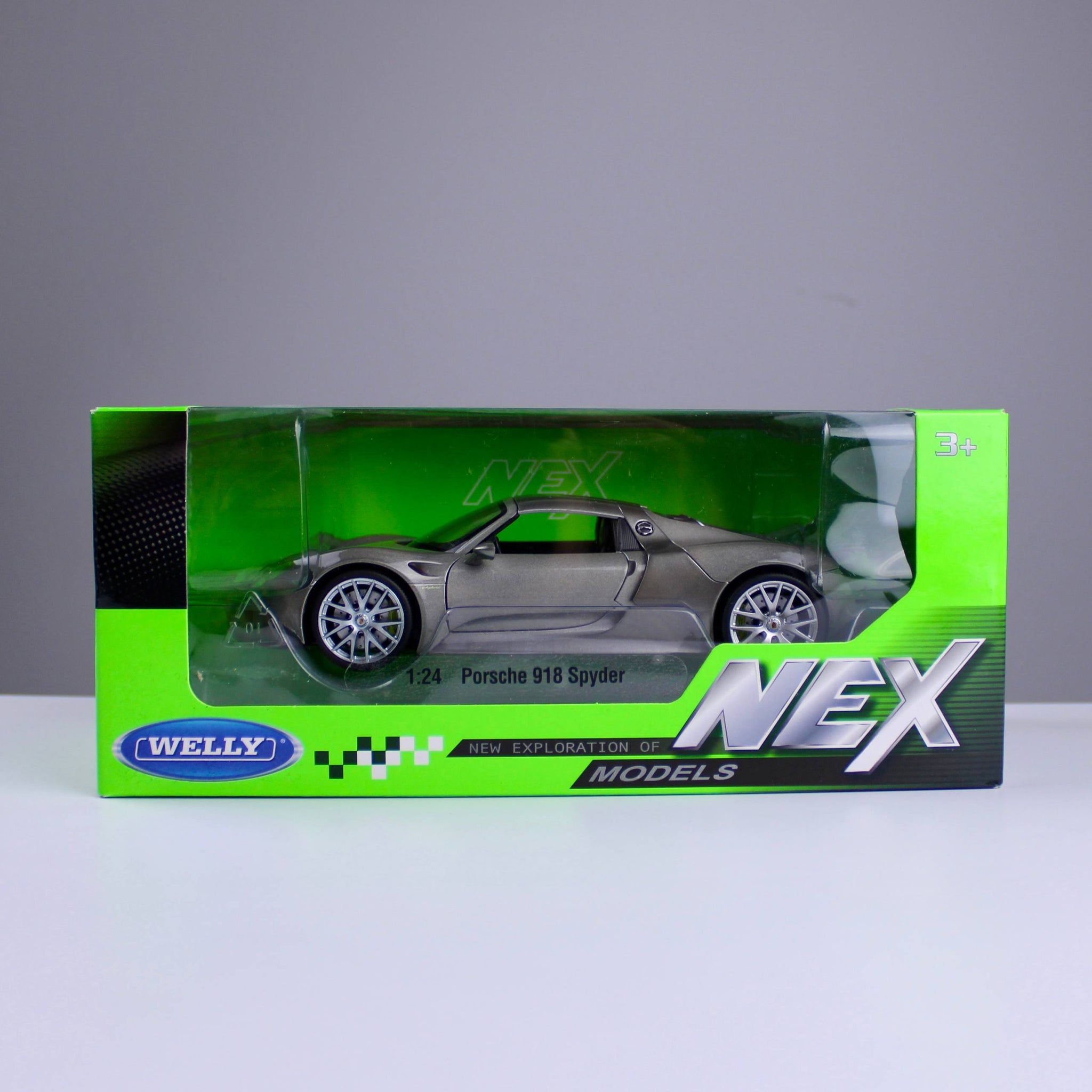 Porsche 918 Spyder - Champagne