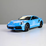 Porsche 911 Turbo 1:24 Die-Cast Model Car