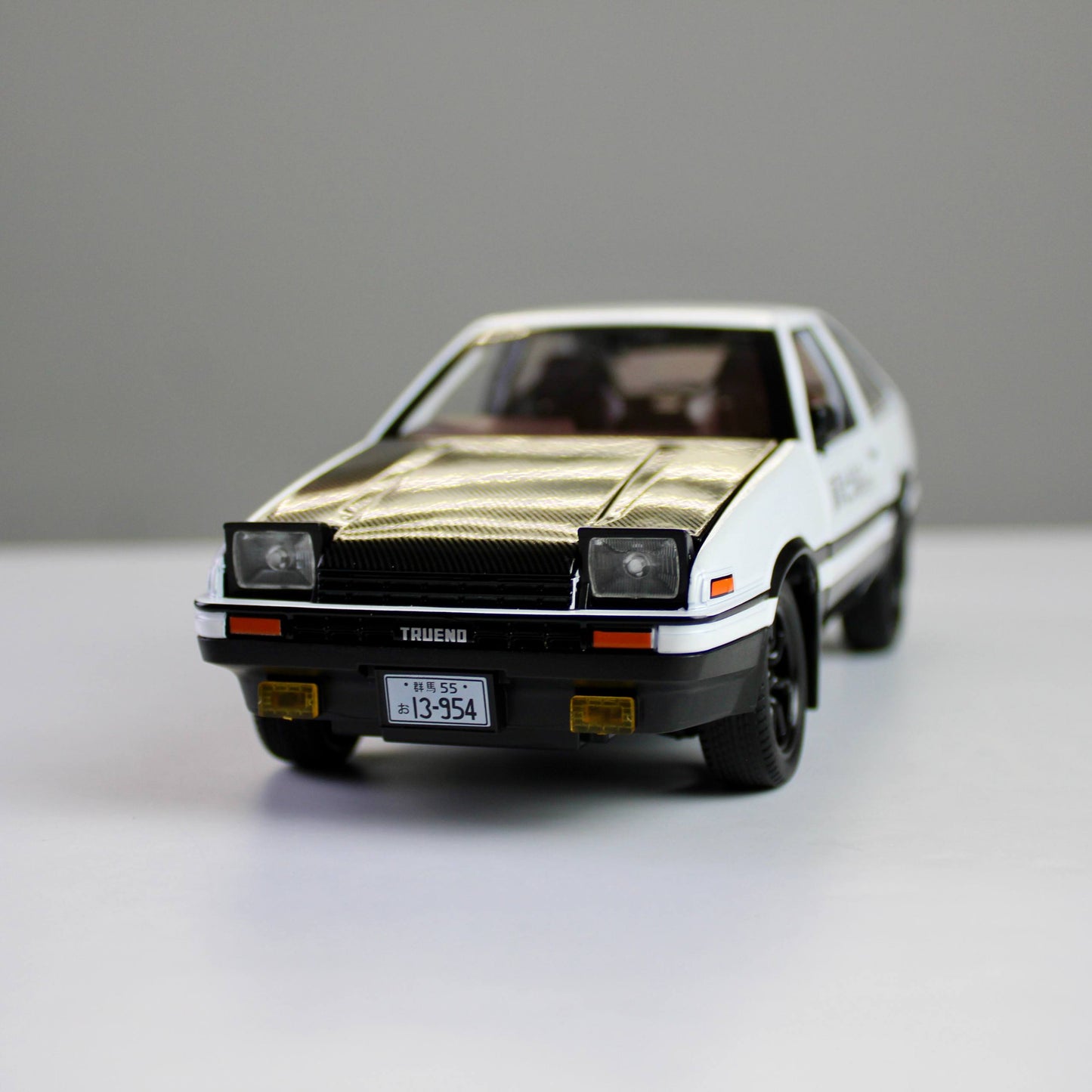 Toyota Sprinter Trueno AE86 1:24 Die-Cast Model Car