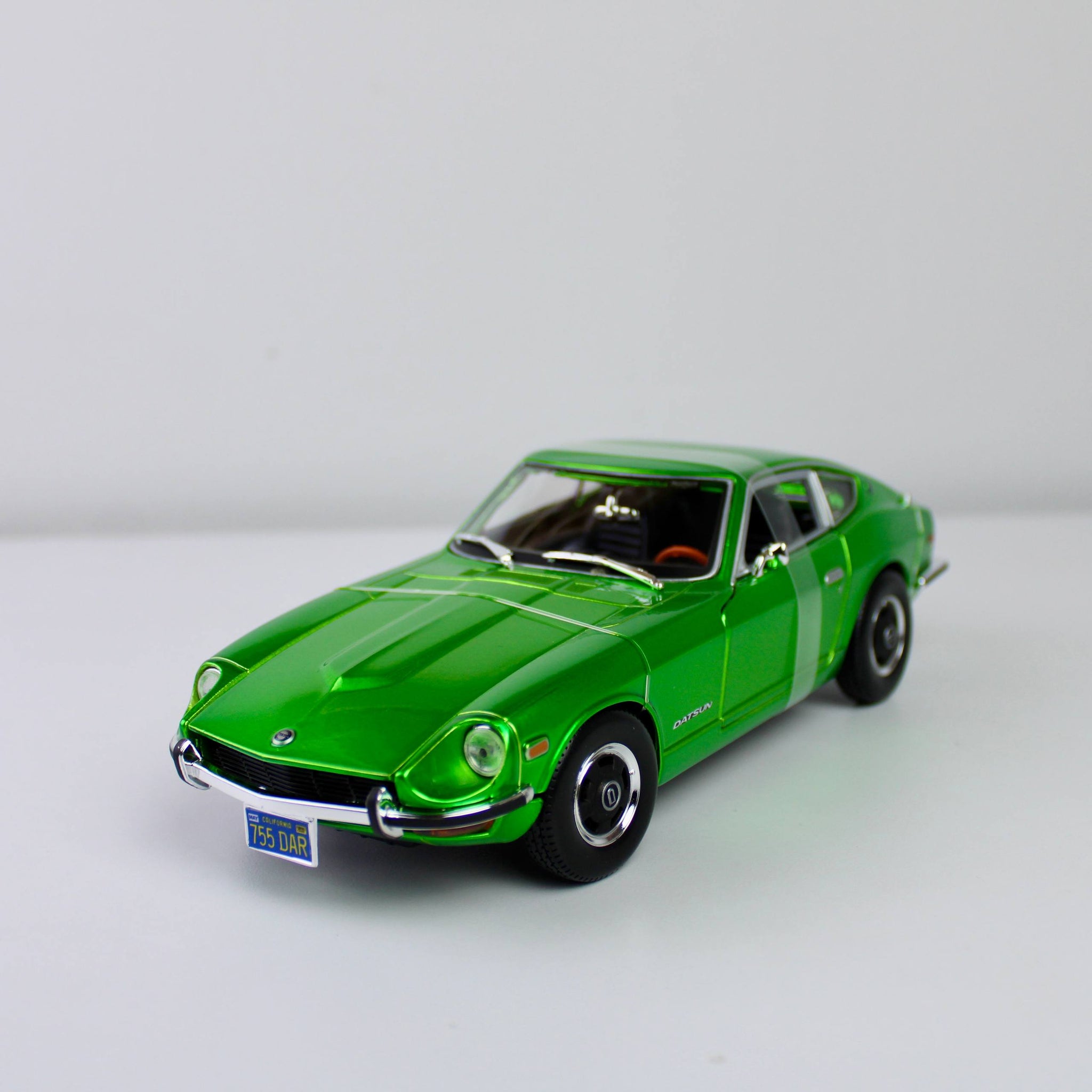 Maisto Datsun 240Z 1971 1:18 Die-Cast Model – Metallic Green Edition