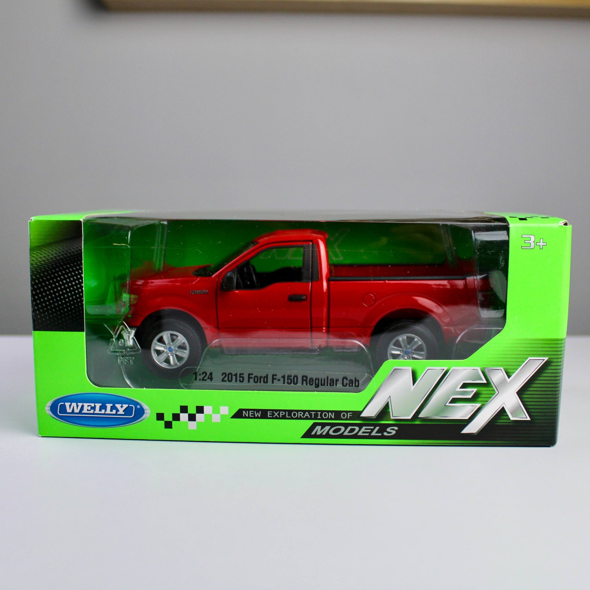 شاحنة نموذجية مصبوبة من Welly Ford F-150 2015 بمقياس 1:24