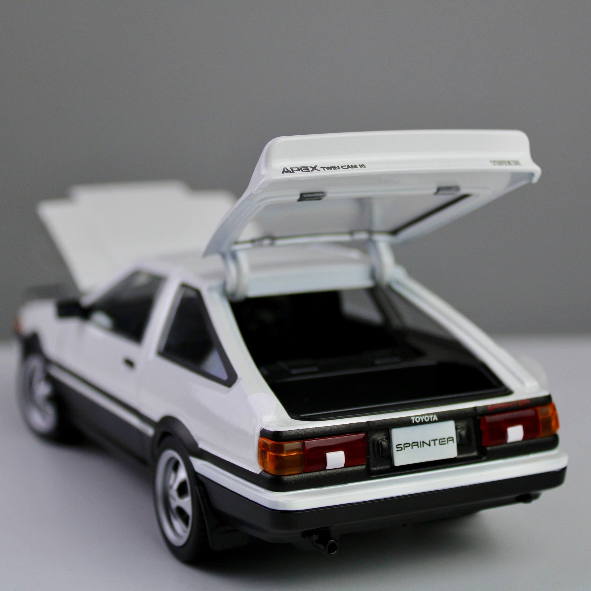 مايستو تويوتا سبرينتر ترونو AE86 نموذج سيارة مصبوب مقاس 1:24 – إصدار خاص