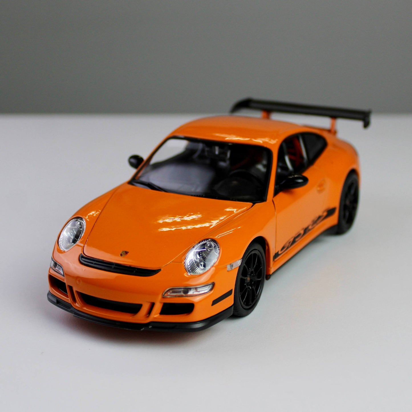 سيارة ويلي بورش 911 جي تي 3 آر إس طراز 1:24 مصبوبة - سلسلة NEX إصدار Orange Track Performance
