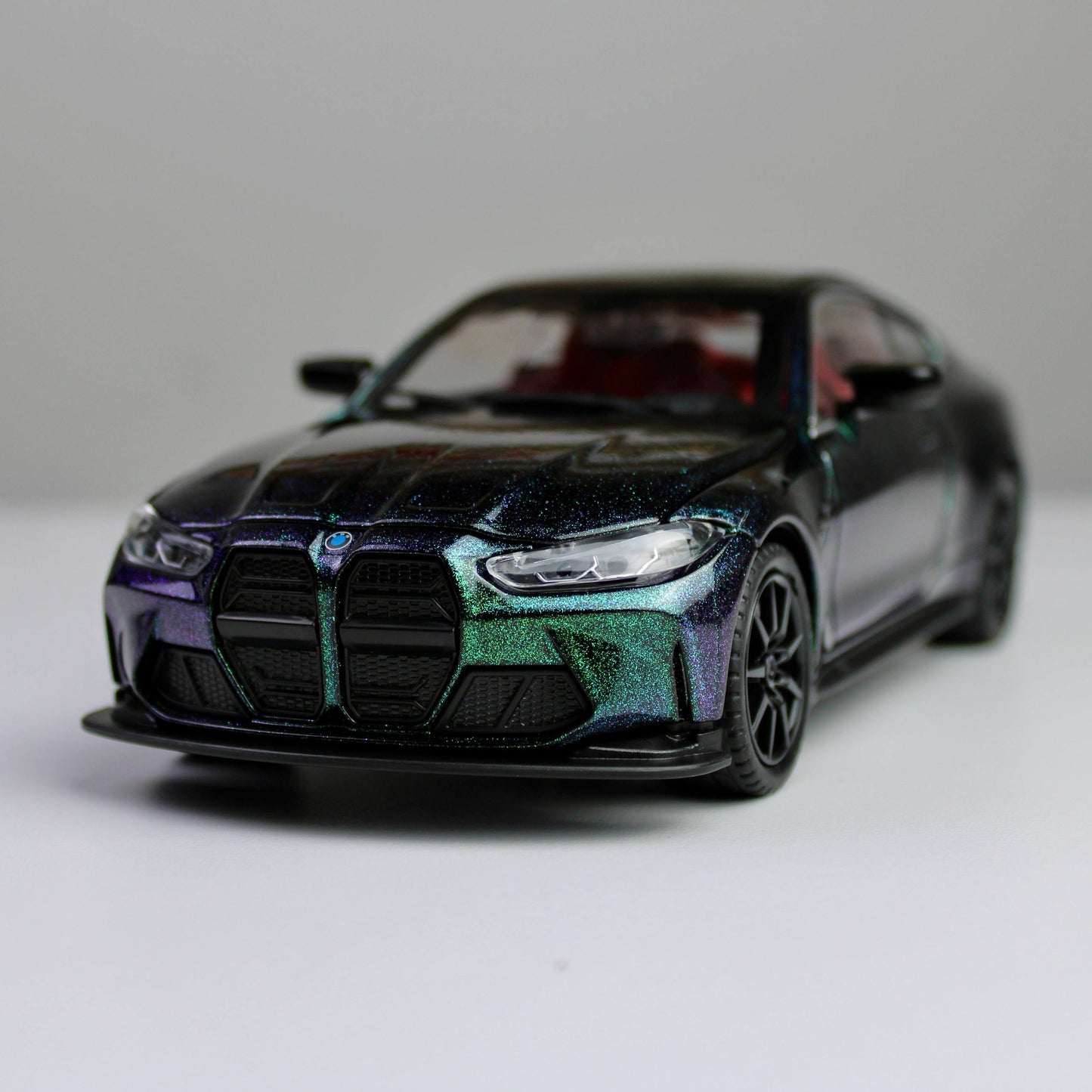 BMW M4 CSL – 1:24 Die-Cast Sports Car Model with Light & Sound