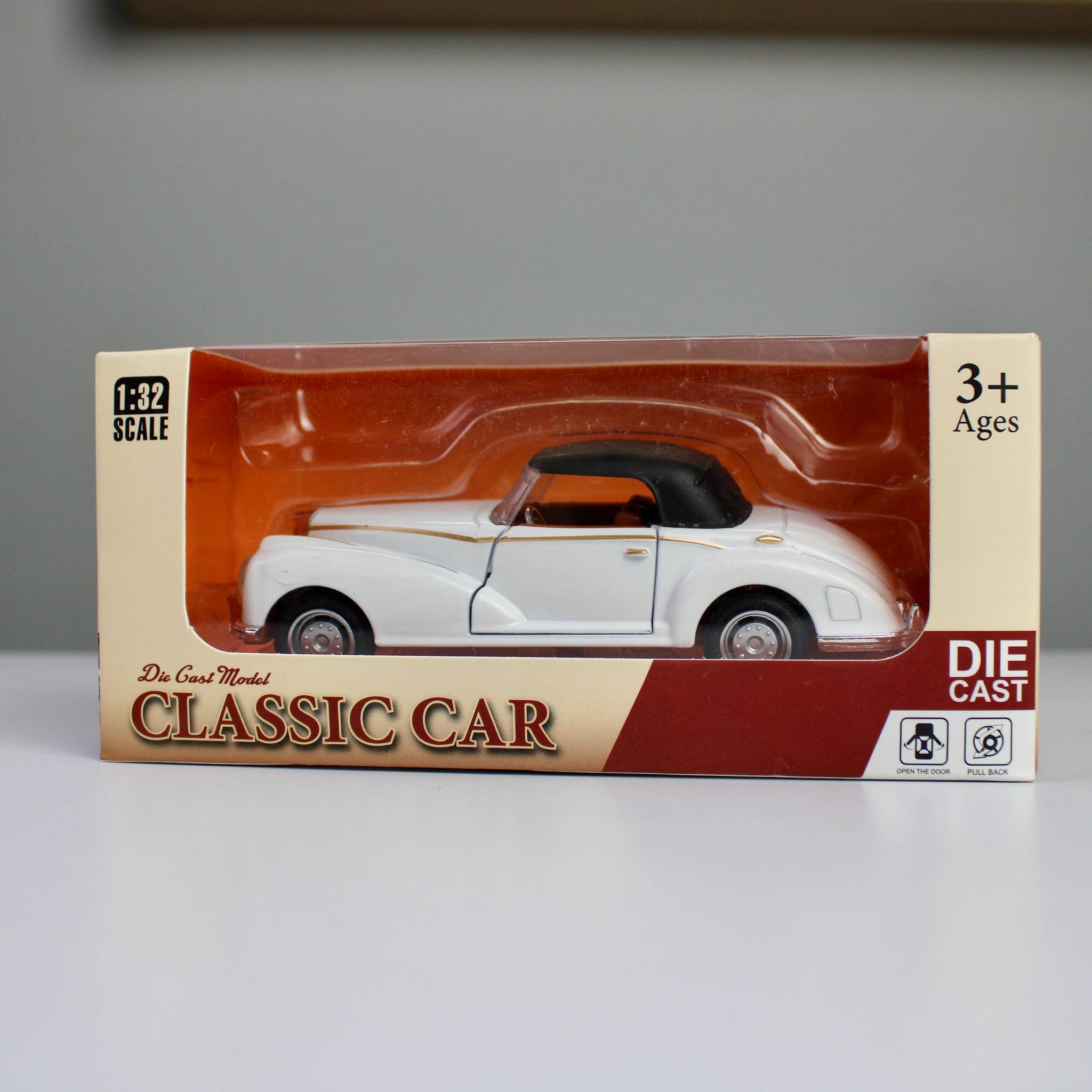 Classic Die-Cast Model Car – 1:32 Scale
