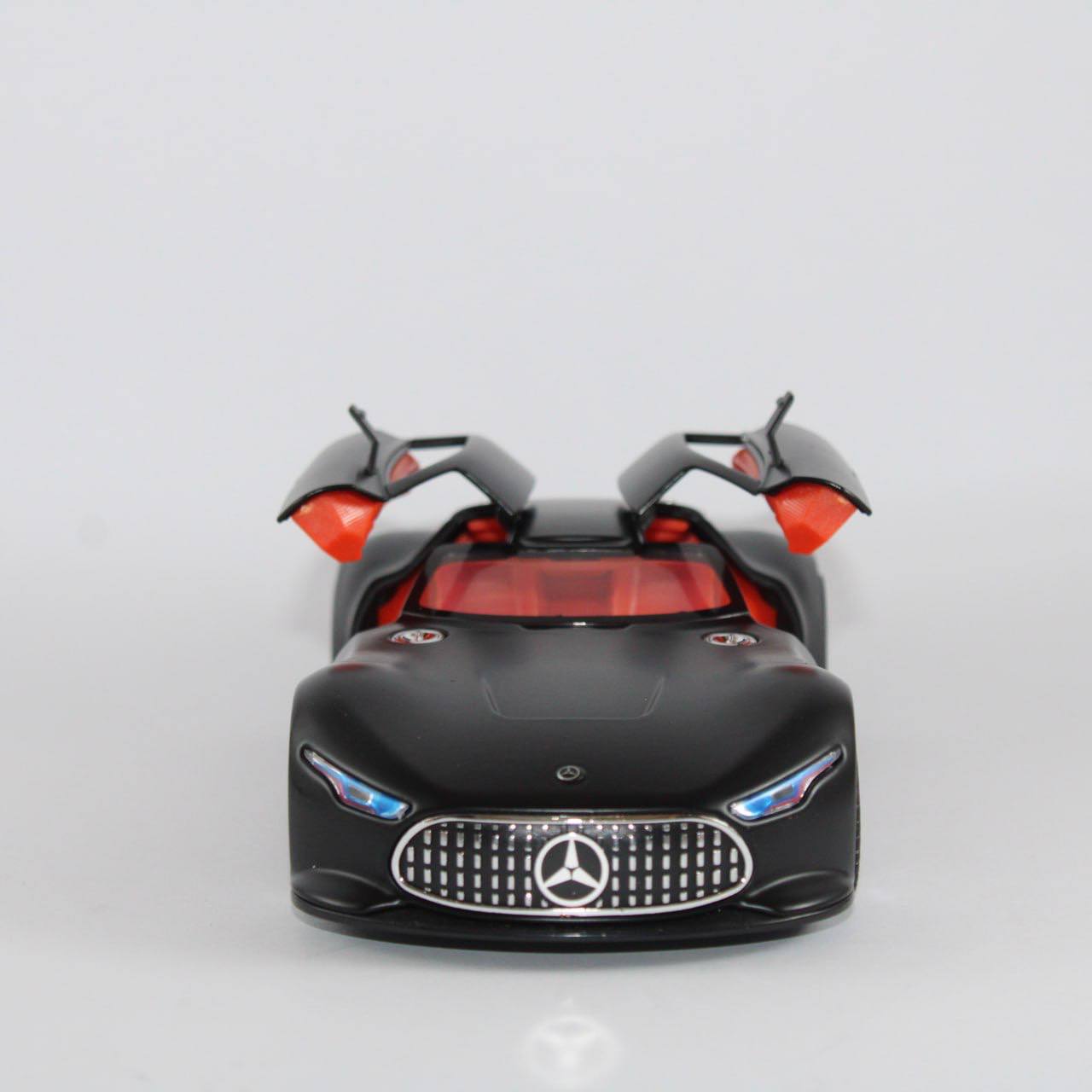 Mercedes-Benz AMG Vision Gran Turismo – 1:24 Scale