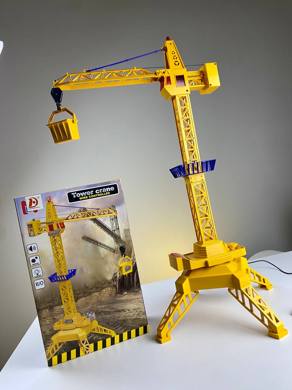 Remote-Control Tower Crane for Kids – Realistic Construction Playset