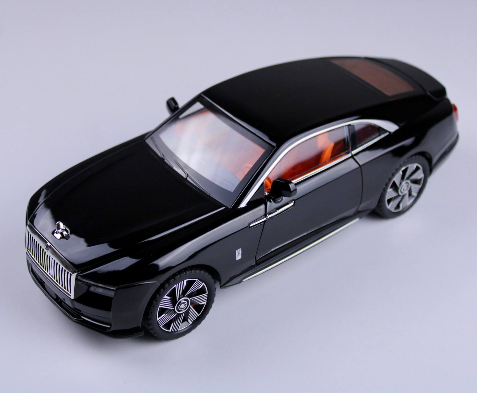 Rolls Royce Spectre Model Car – 1:24 Scale