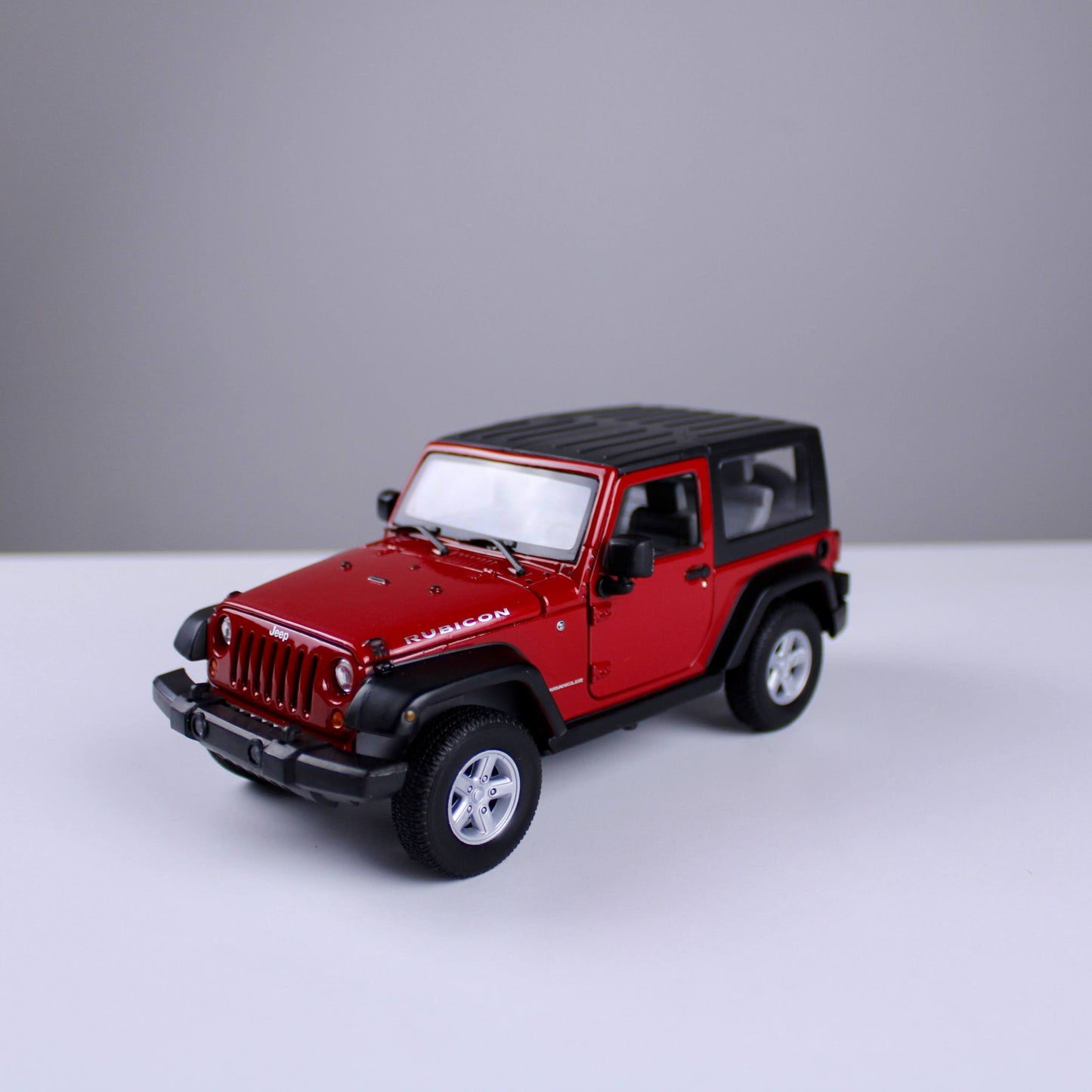 Jeep Wrangler Rubicon Die-Cast Model Car – Red