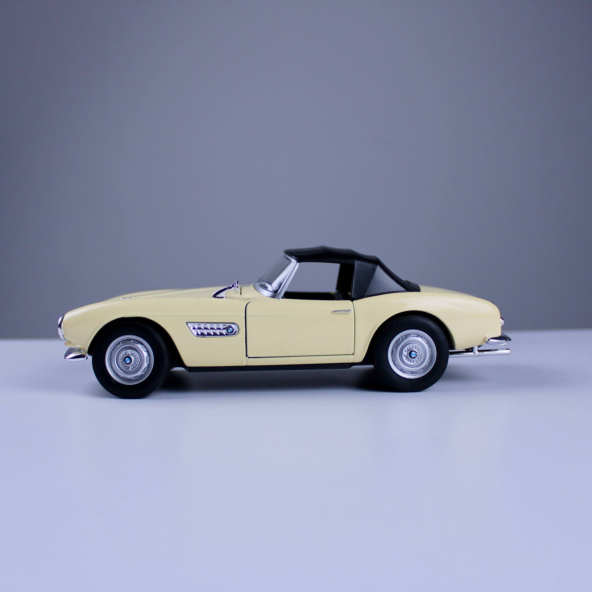 BMW 507 Classic Die-Cast Model Car