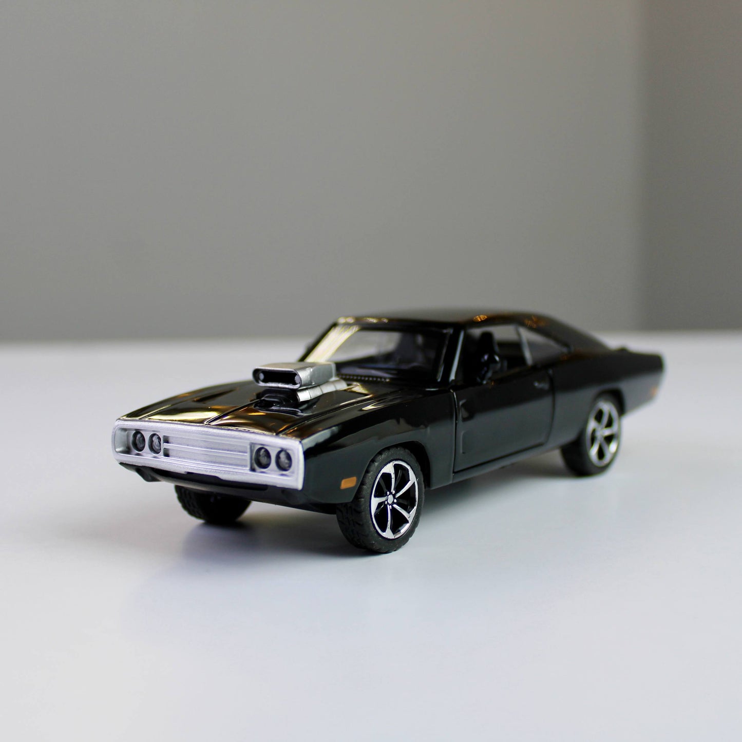 Dodge Charger 1970 1:32 Diecast Model