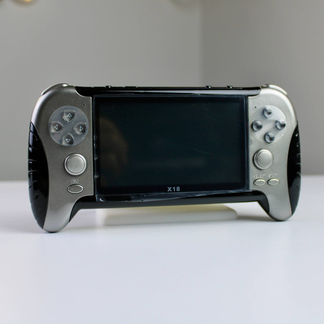 جهاز الألعاب المحمول GC X18 – شاشة 4.3 بوصة | أكثر من 10,000 لعبة كلاسيكية