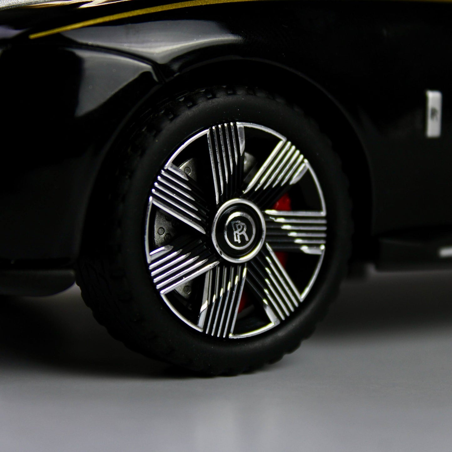 Rolls-Royce Spectre 1:24 Diecast – Light, Sound